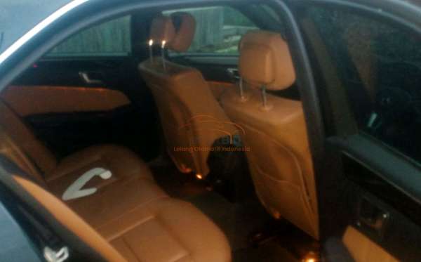 MERCEDES BENZ E 250 CGI