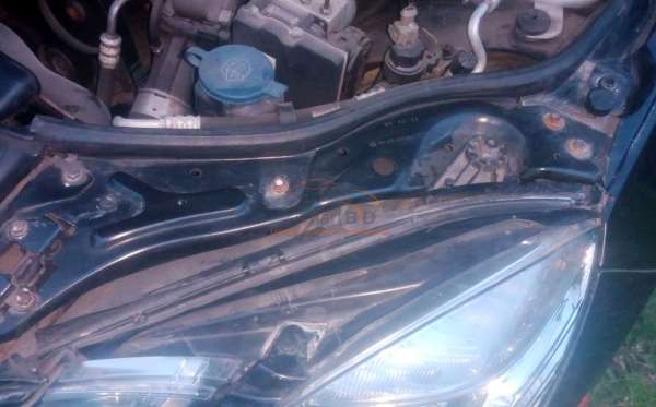 MERCEDES BENZ E 250 CGI