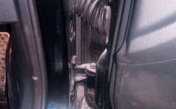 MERCEDES BENZ E 250 CGI