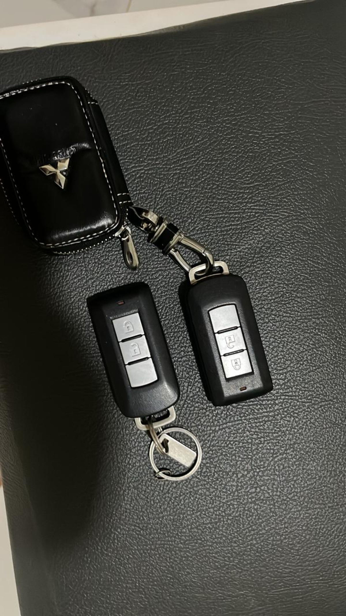 MITSUBISHI  XPANDER  CROSS 1.5 L