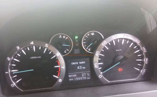 TOYOTA  ALPHARD  2.4