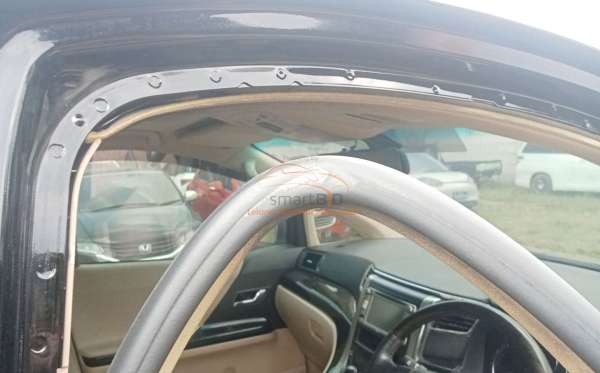TOYOTA  ALPHARD  2.4