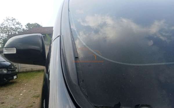 TOYOTA  ALPHARD  2.4