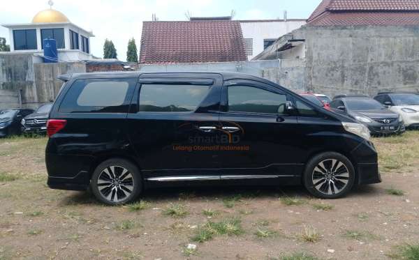 TOYOTA  ALPHARD  2.4