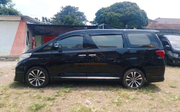 TOYOTA  ALPHARD  2.4