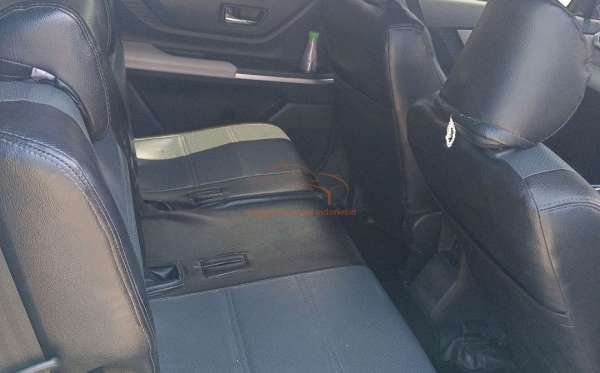 TOYOTA AVANZA
