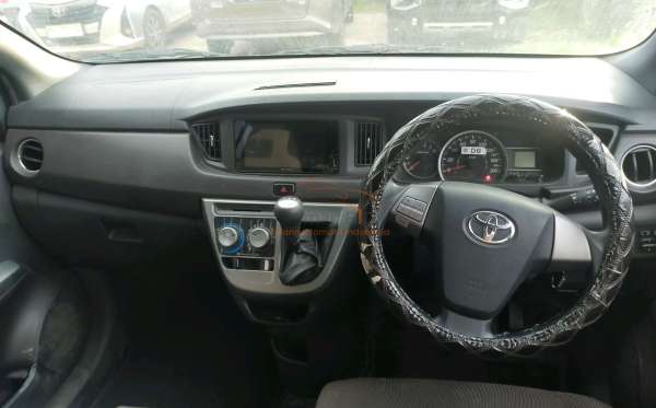 TOYOTA CALYA 1.2 G M/T