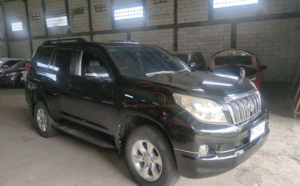 TOYOTA PRADO 2.7 AT