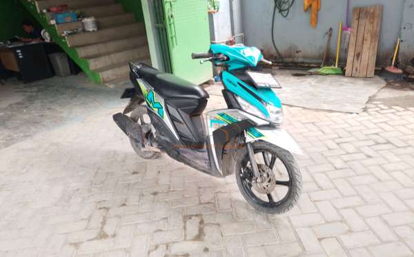 YAMAHA MIO M3 CW