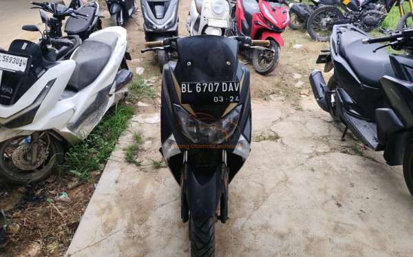 YAMAHA NMAX