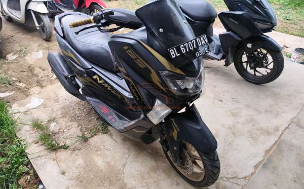 YAMAHA NMAX