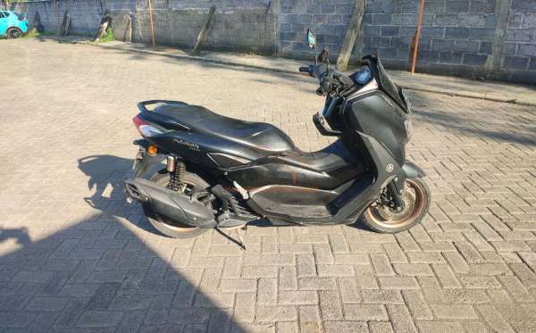 YAMAHA NMAX
