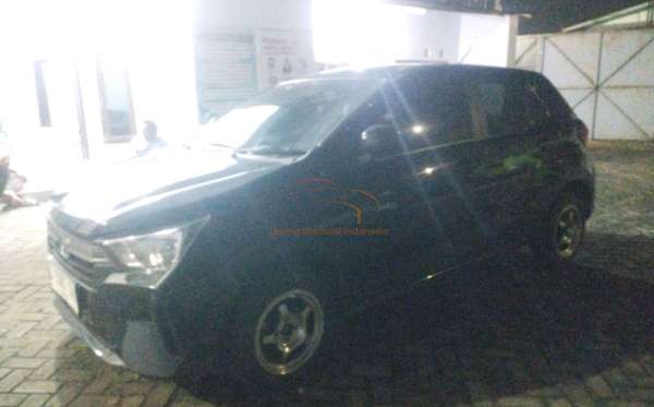 DAIHATSU AYLA M MT