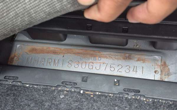 HONDA CR-V RM1 2WD 2.0