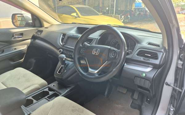 HONDA CR-V RM1 2WD 2.0