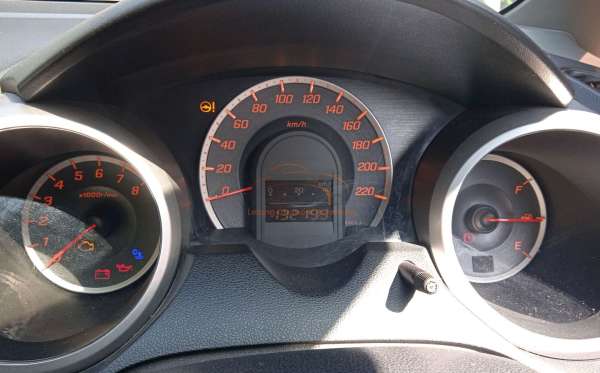 HONDA  JAZZ  GE8 1.5 E