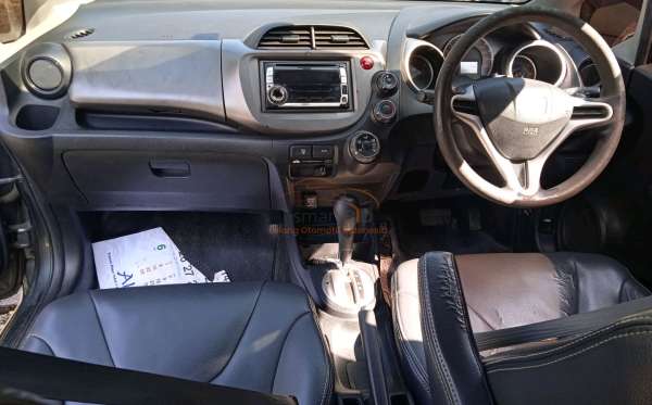 HONDA  JAZZ  GE8 1.5 E