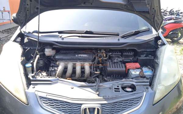 HONDA  JAZZ  GE8 1.5 E