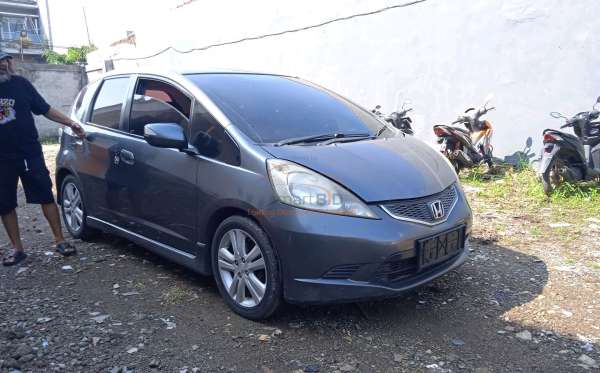 HONDA  JAZZ  GE8 1.5 E