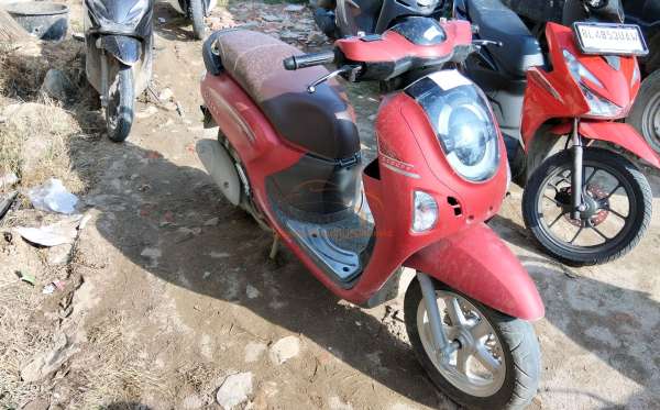 HONDA SCOOPY PRESTIGE