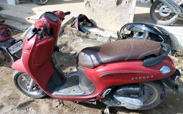 HONDA SCOOPY PRESTIGE