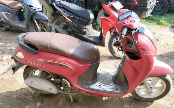 HONDA SCOOPY PRESTIGE