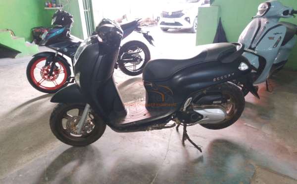 HONDA SCOOPY PRESTIGE
