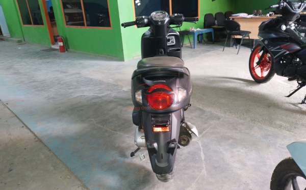 HONDA SCOOPY PRESTIGE
