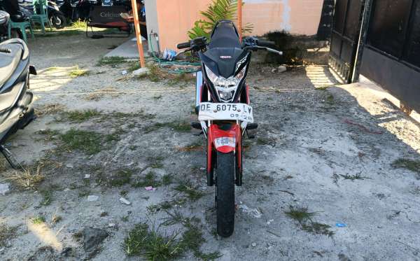 HONDA SONIC 150 R