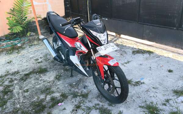 HONDA SONIC 150 R