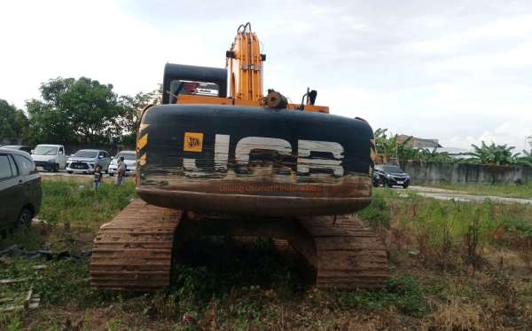 JCB EXCAVATOR TYPE 215 LC NXT