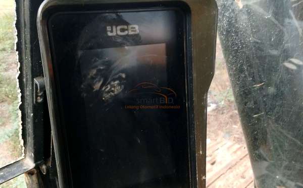 JCB EXCAVATOR TYPE 215 LC NXT