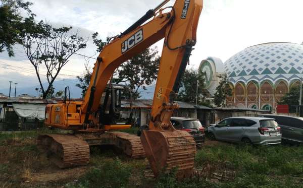JCB EXCAVATOR TYPE 215 LC NXT
