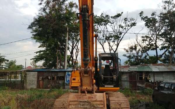 JCB EXCAVATOR TYPE 215 LC NXT