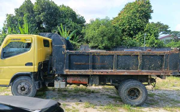 MITSUBISHI  COLT  DIESEL FE 74