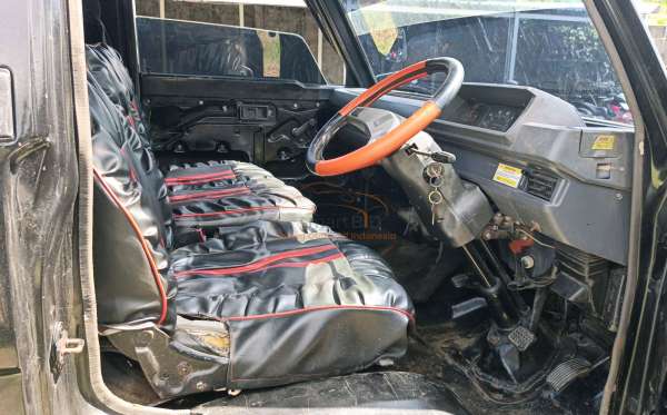 MITSUBISHI L 300