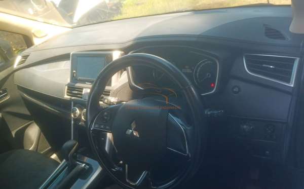 MITSUBISHI XPANDER 1.5L ULTIMATE