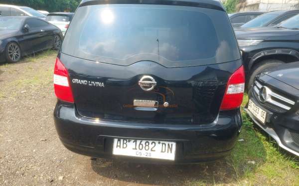 NISSAN GRAND LIVINA