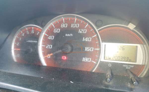 TOYOTA AVANZA