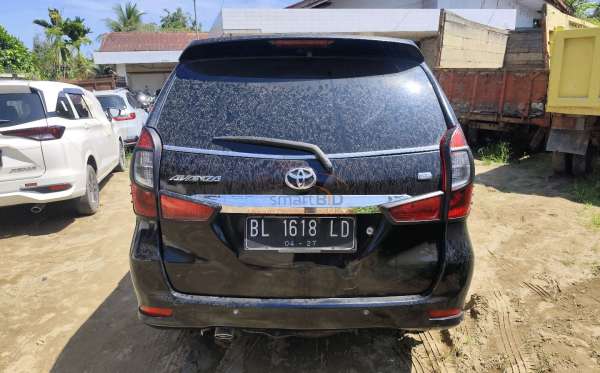 TOYOTA AVANZA