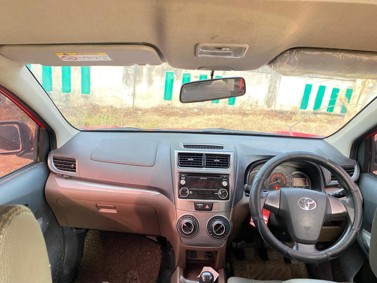 TOYOTA  AVANZA  1.3 G