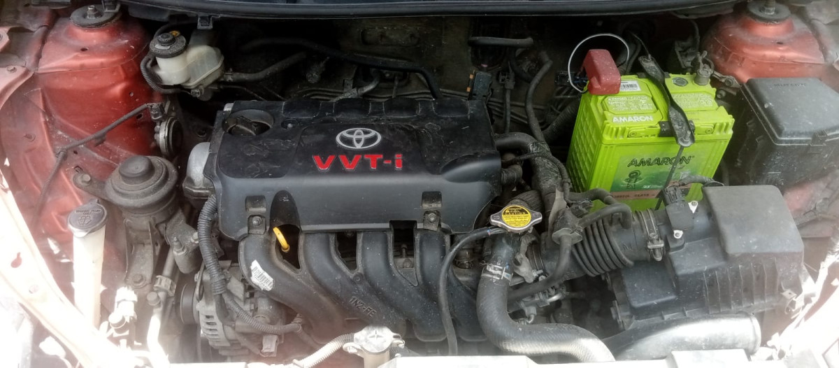 TOYOTA  YARIS  G