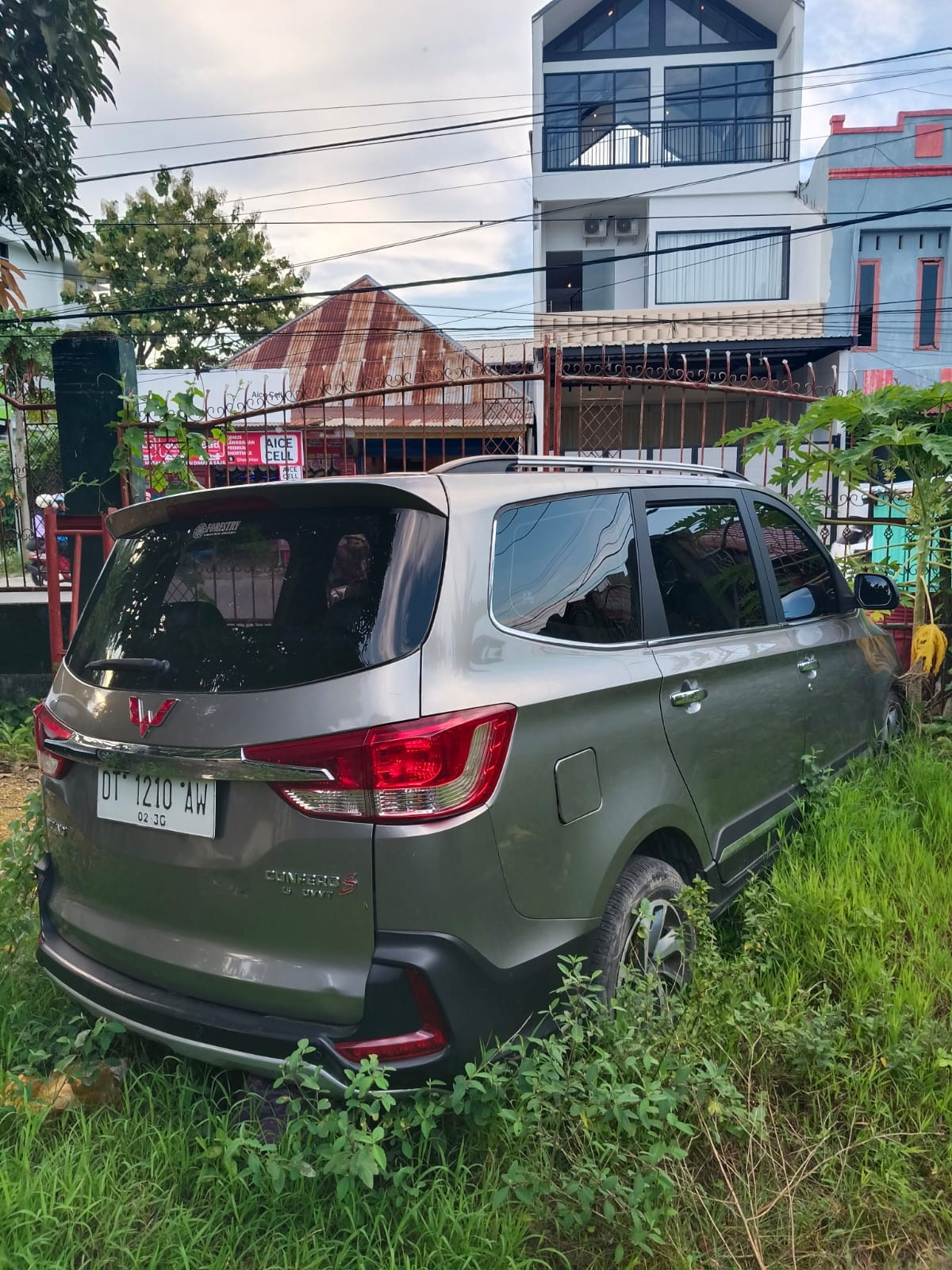 WULING CONFERO CONFERO S