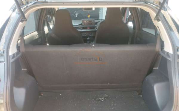 DAIHATSU AYLA M MT