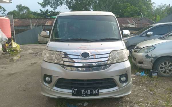 DAIHATSU LUXIO