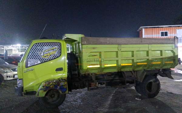 HINO DUTRO