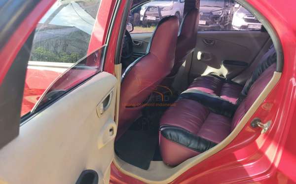 HONDA  BRIO  SATYA 1.2 E