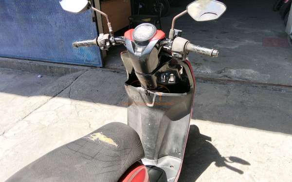 HONDA  GENIO