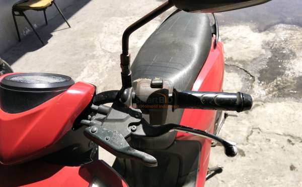 HONDA  GENIO