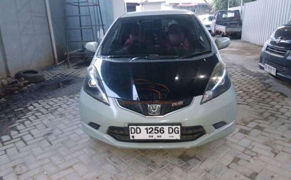 HONDA  JAZZ